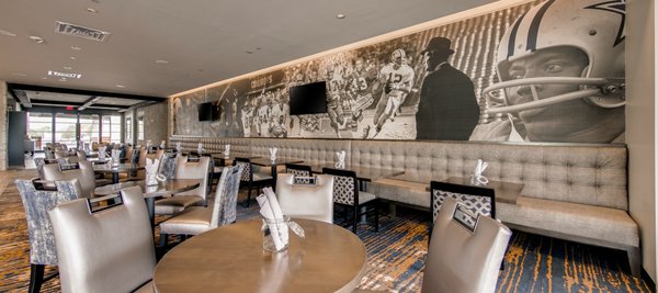 Ring of Honor Kitchen & Bar by null