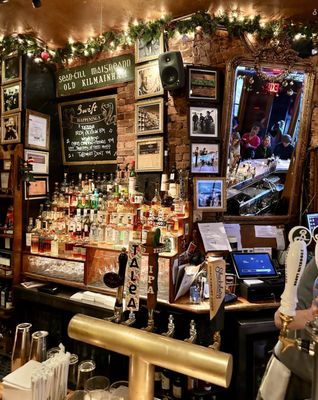 Swift Hibernian Lounge by null