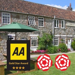 Vobster Inn - The Vobster Inn has been awarded Two Rosettes for the quality of it's food, and an AA  Gold Star Award for the accommodation.