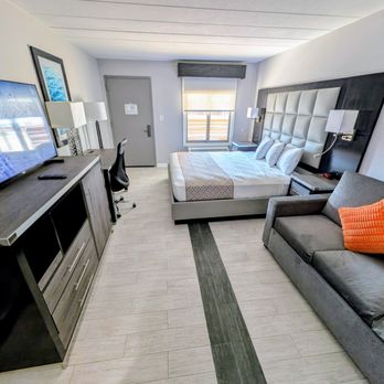 Soho Suites - Single King with Sofa Sleeper #1 - Hotels Near Me - Atlantic City, New Jersey Soho Suites - Single King with Sofa Sleeper #1 - Hotels Near Me - Atlantic City, New Jersey