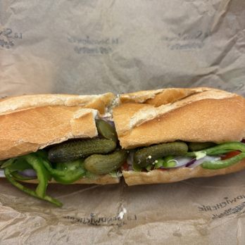 La Sandwicherie - Chicken Mix with all veggies on French Baguette - Sandwiches Near Me - Miami, Florida La Sandwicherie - Chicken Mix with all veggies on French Baguette - Sandwiches Near Me - Miami, Florida