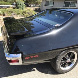 Leland's Automotive Refinishing