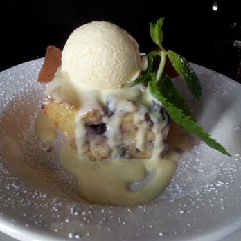 Maxie's - Bread pudding!! What whaaat!!!! - Southern Near Me - Milwaukee, Wisconsin