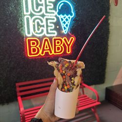 Frozees - Bubble soft serve