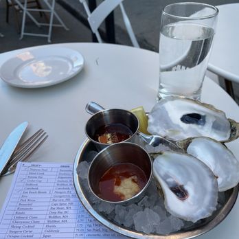 Neptune Oyster - Seafood Near Me - Boston, Massachusetts