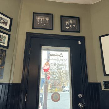 Scalessa's - 2024 Inside - Italian Near Me - Wilmington, Delaware Scalessa's - 2024 Inside - Italian Near Me - Wilmington, Delaware