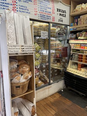Russo's by null