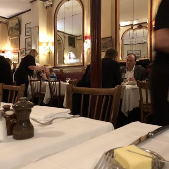Chez Georges - The seating is tight - French Near Me - Paris, 75 Chez Georges - The seating is tight - French Near Me - Paris, 75