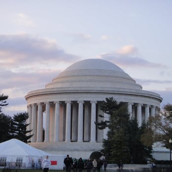 Jefferson Memorial - Thanks to the taxi driver for a closer view - Landmarks & Historical Buildings Near Me - Washington, DC, District of Columbia Jefferson Memorial - Thanks to the taxi driver for a closer view - Landmarks & Historical Buildings Near Me - Washington, DC, District of Columbia