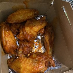 Dan & John’s Wings - Bbq wings " extra crispy"