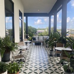 Causeway Coffee - Balcony patio