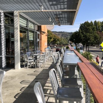 Fieldwork Brewing - Patio - Breweries Near Me - Napa, California Fieldwork Brewing - Patio - Breweries Near Me - Napa, California