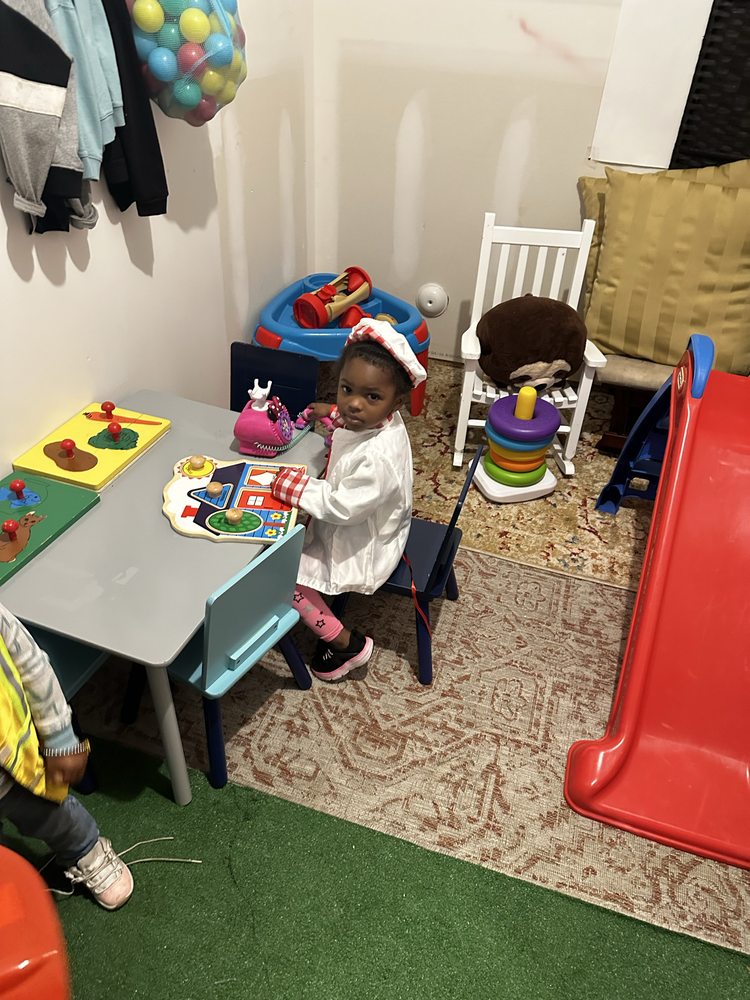 Mamas Babies Daycare - childcare center in Portsmouth, VA
