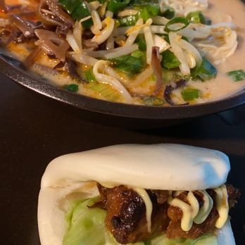 ippudo V West Hollywood - Spicy Karaka-men and a Chashu Bun - Ramen Near Me - West Hollywood, California ippudo V West Hollywood - Spicy Karaka-men and a Chashu Bun - Ramen Near Me - West Hollywood, California