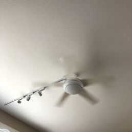 Fan worked after 2hours of troubleshooting the electrical and wiring in the house. Fan worked after 2hours of troubleshooting the electrical and wiring in the house.