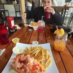 Fat juicy lobster roll wit the crispy fries