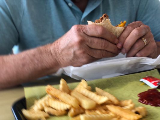 Naugles Tacos & Burgers by null