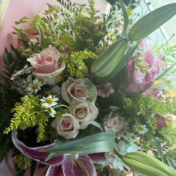 Northside Florist - Bouquet - Florists Near Me - Tampa, Florida Northside Florist - Bouquet - Florists Near Me - Tampa, Florida