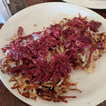 The Gilbert House - Homemade corned beef hash - New American Near Me - Gilbert, Arizona The Gilbert House - Homemade corned beef hash - New American Near Me - Gilbert, Arizona