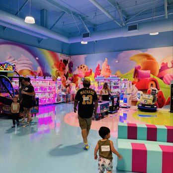 Candeeland Wonderpark - So colorful - Indoor Playcenter Near Me - Carlsbad, California Candeeland Wonderpark - So colorful - Indoor Playcenter Near Me - Carlsbad, California