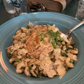 The Vault - Truffle cavatappi - Comfort Food Near Me - Gorham, New Hampshire