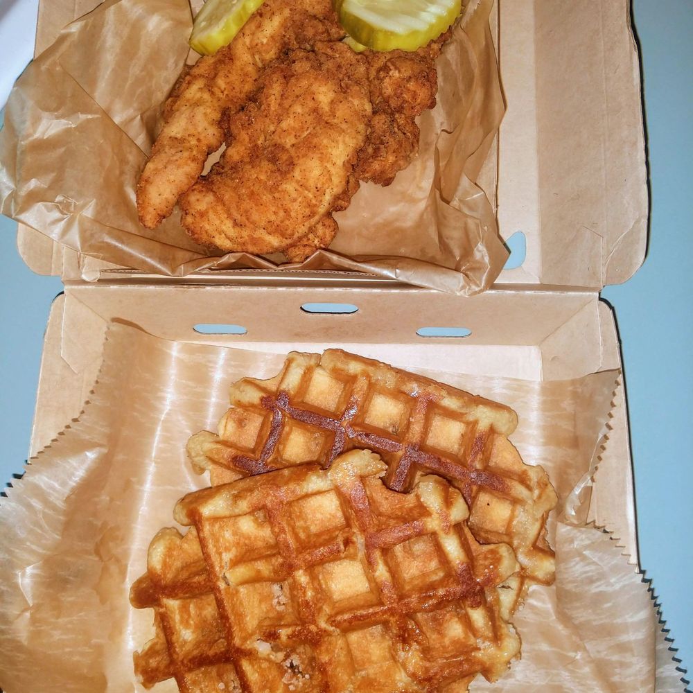 Chucks Hot Chicken - Chicken Wings Near Me - St. Louis, Missouri Chucks Hot Chicken - Chicken Wings Near Me - St. Louis, Missouri