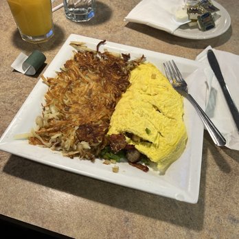 Marko's Cozy Cafe - Marko's Omelette - Cafes Near Me - Southfield, Michigan