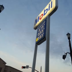 Grafton Mobil Service - 11/10/13 gas prices
