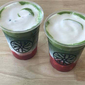 Ooika - Iced Strawberry Matcha with Vanilla Cloud Foam - Coffee & Tea Near Me - Lawrenceville, New Jersey