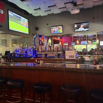 Courtside Grille - Bar area - Sports Bars Near Me - St. Petersburg, Florida