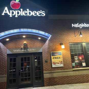 Applebee's Grill + Bar - Front door - American Near Me - Butler, New Jersey