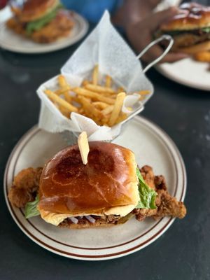 Uncle Hanks’ Hideaway by null