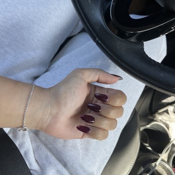 Coco Luxe Nails - Eyelash Service Near Me - Santa Monica, California