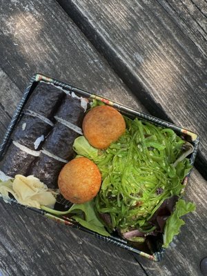 Poke Burri / Lifting Noodles Ramen by null