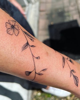 tats l.jpg