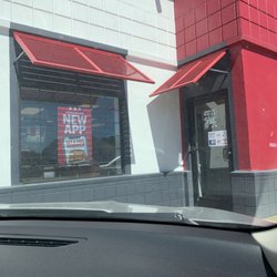 KFC - Outside