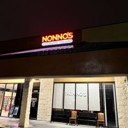 Nonno's Italian Restaurant - Restaurant Front