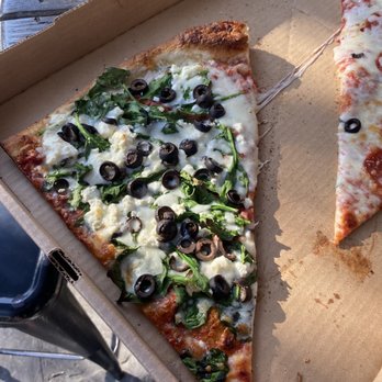 Vinnie Van Go-Go's - Feta, spinach and olives pizza - Pizza Near Me - Savannah, Georgia Vinnie Van Go-Go's - Feta, spinach and olives pizza - Pizza Near Me - Savannah, Georgia