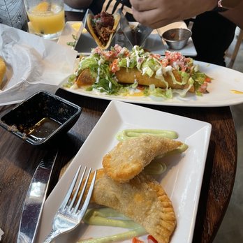 Agua 301 - Chicken Flautas & Chicken Empanadas - Mexican Near Me - Washington, DC, District of Columbia Agua 301 - Chicken Flautas & Chicken Empanadas - Mexican Near Me - Washington, DC, District of Columbia