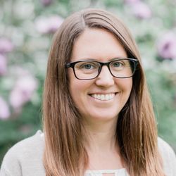 Ama La Vida - Meet Coach Jennifer! Jennifer specializes in career, leadership, and executive coaching.