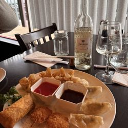 Kiyomi Sushi Steakhouse - Appetizer platter