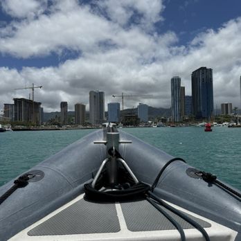 Captain Max Boat Tours - Boat Tours Near Me - Honolulu, Hawaii