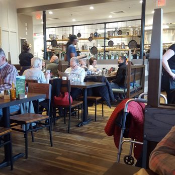 First Watch - Interior - Breakfast & Brunch Near Me - Simpsonville, South Carolina First Watch - Interior - Breakfast & Brunch Near Me - Simpsonville, South Carolina
