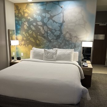 Courtyard by Marriott Longview North - King bed - Hotels Near Me - Longview, Texas
