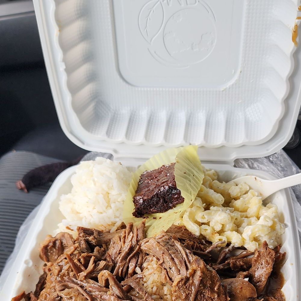 Scoopers Kitchen - Roast beef with gravy - American Near Me - Waipahu, Hawaii Scoopers Kitchen - Roast beef with gravy - American Near Me - Waipahu, Hawaii
