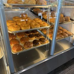 BoSa Donuts - Donuts and croissants