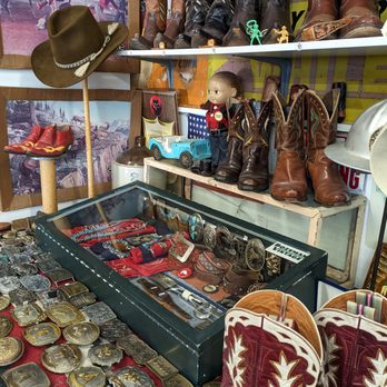 Bozeman Vintage - Rodeo belt buckles, vintage cowboy boots, cowboy hats and turquoise jewelry - Used, Vintage & Consignment Near Me - Bozeman, Montana