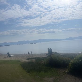 Commons Beach - Parks Near Me
