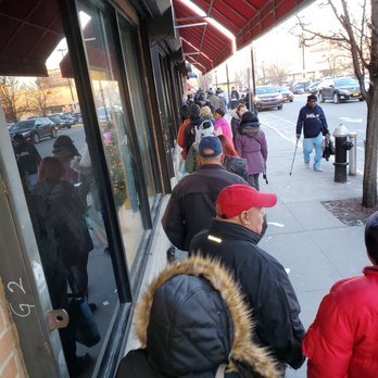 Cablevision / Optimum - The line outside of Cablevision...... - Television Service Providers Near Me Cablevision / Optimum - The line outside of Cablevision...... - Television Service Providers Near Me