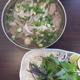 34. Phở Vegas Đặc Biệt 34. Phở Vegas Đặc Biệt